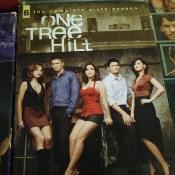 PREOWNED used One tree hill seasons 1-6&9 good condition - Picture 7 of 13